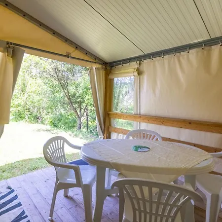 Parque de Campismo Tente Toile & Bois - 2 Chambres, Terrasse - Api-1-52-789 *