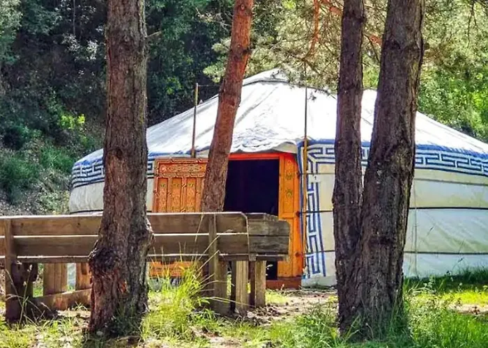Tente Toile&bois - 2 Chambres, Terrasse - Api-1-52-789 Camping *